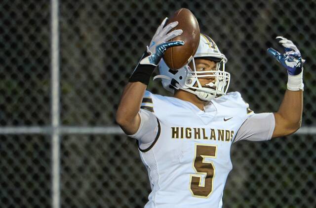 8945117_web1_VND-HighBurr2-101125