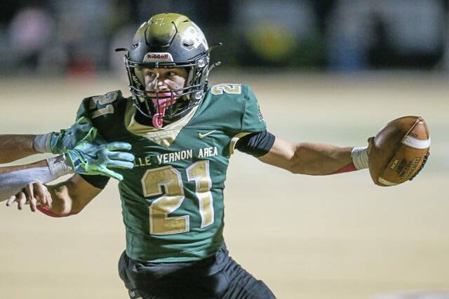 8962667_web1_gtr-BVringgold03-101825