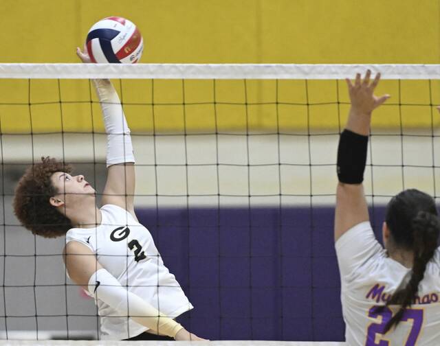 8974331_web1_mte-GatewayVolleyball03-082925