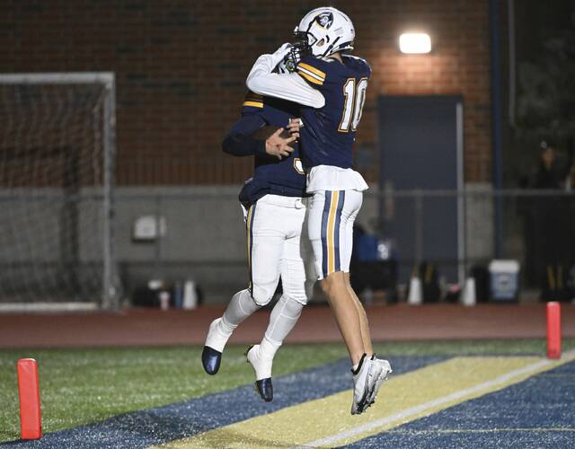 8984955_web1_gtr-NorwinMtLebo15-102525