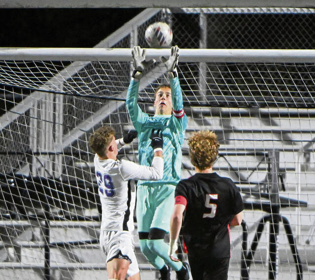 8995717_web1_ptr-FCPlumbsoc07-102925