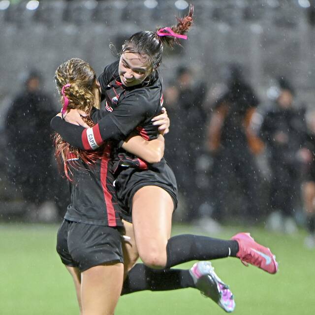 8999007_web1_ptr-FCSFgsoc03-103025