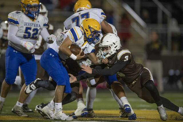 9006649_web1_vnd-DerryHighlands105-110125