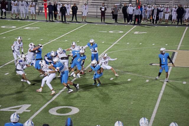 9006655_web1_gtr-GCCBC-110125