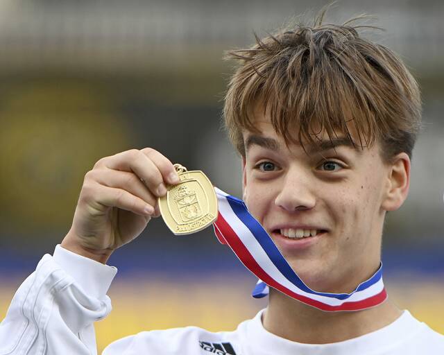 9009030_web1_ptr-WestAFR03-103125