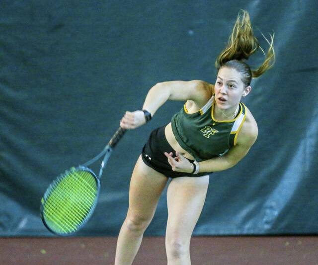 9009080_web1_gtr-MiaWilliams2-110225