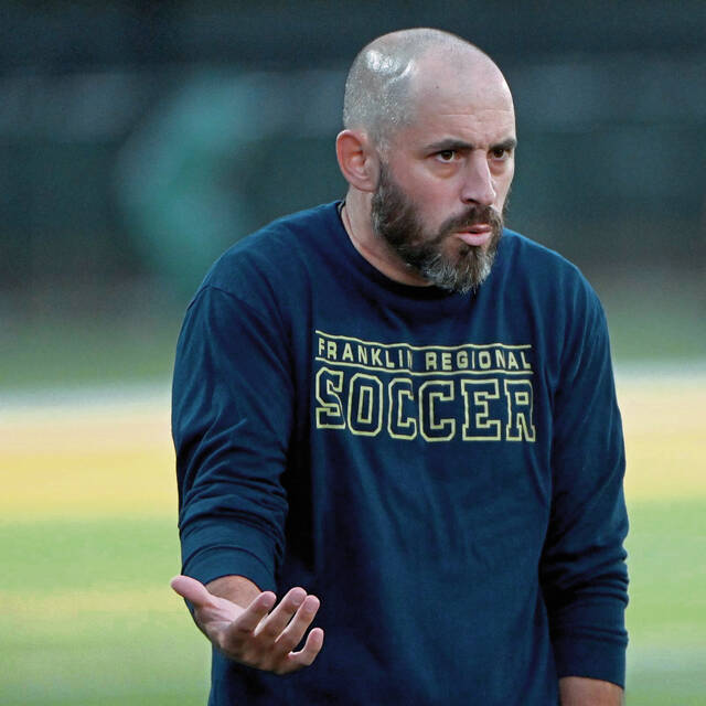 9009522_web1_ptr-ms-FRbsoc-05