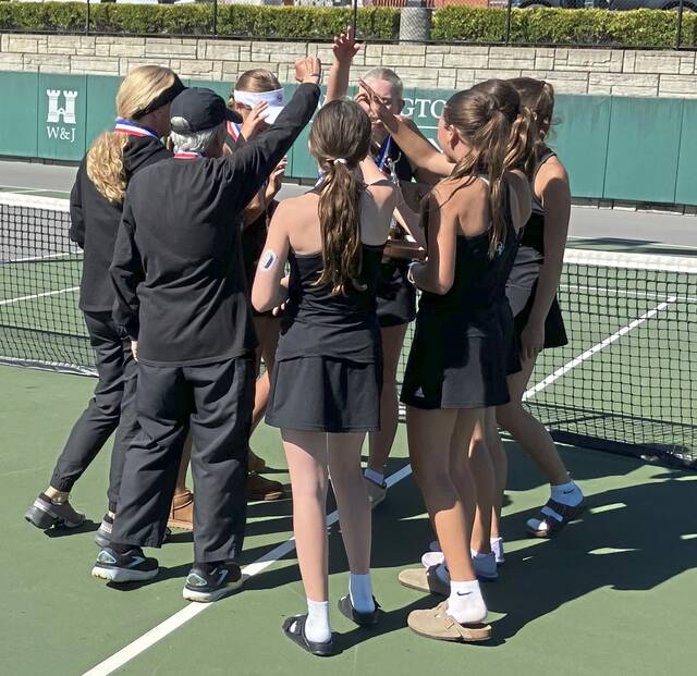 9014044_web1_sew-QVtennis4-111325