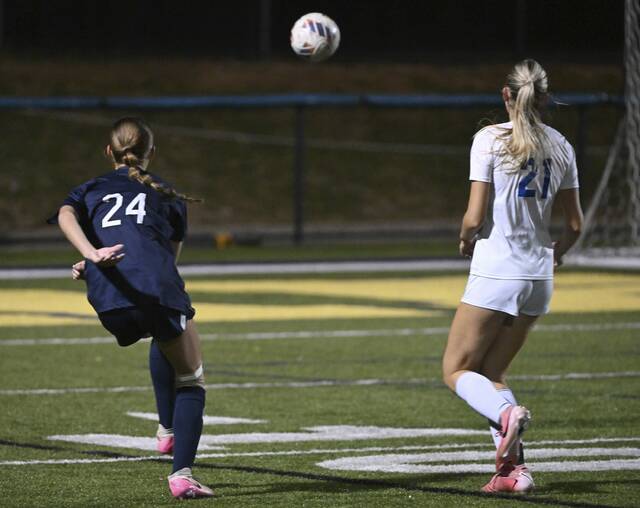 9016677_web1_ptr-FPLeBoeuf08-110525