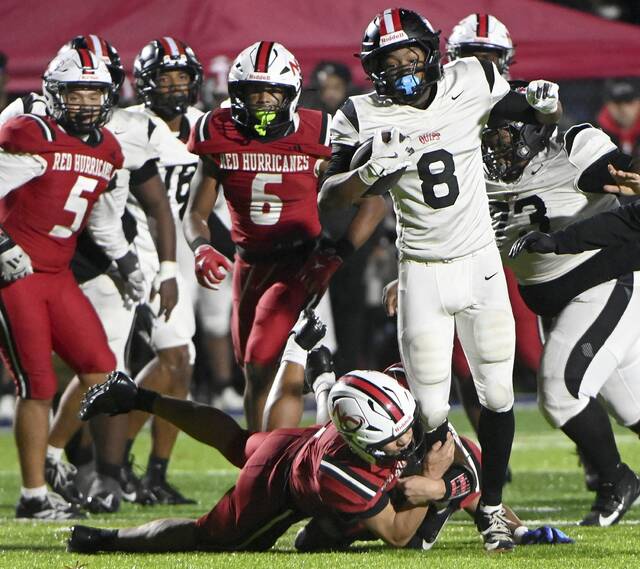 9028547_web1_ptr-QuipsNeCaHi16-110825