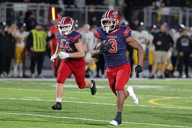 9028558_web1_ptr-McKTJ3-110825