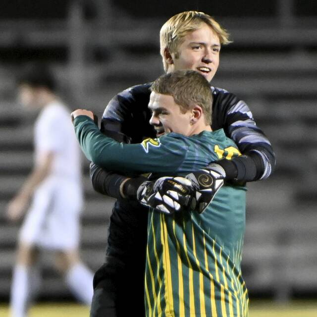 9032613_web1_ptr-DLHarborCreek05-110525