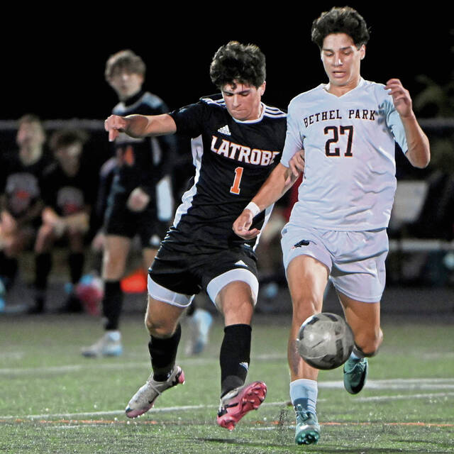 9043963_web1_ptr-BParkLatrobe09-102424