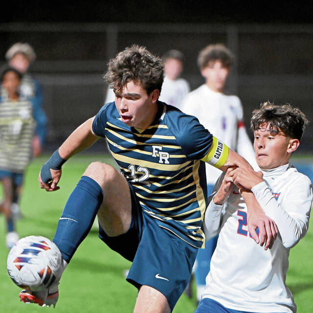 9043963_web1_ptr-FRCVbsoc06-102325