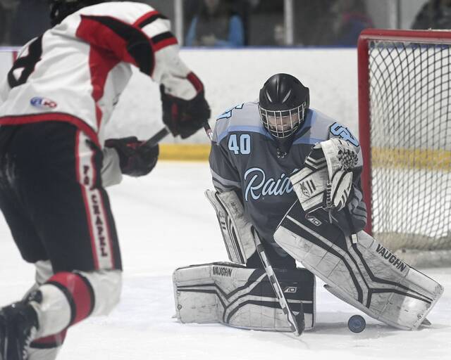 9054027_web1_ptr-SVFChockey06-111825