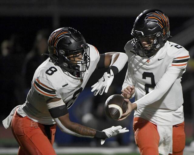 9057645_web1_bp-BethelParkFB-05