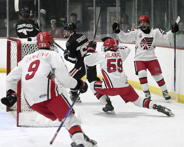 9059316_web1_ptr-PTUSChockey03-111925