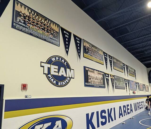 9064297_web1_vnd-KAwrestling2-112125