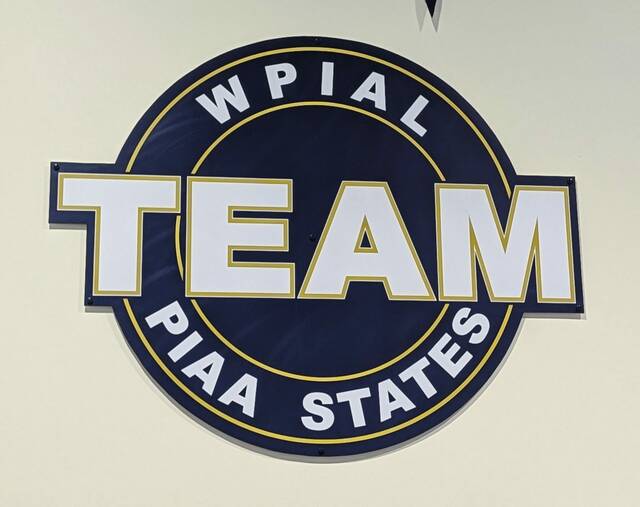 9064297_web1_vnd-KAwrestling5-112125