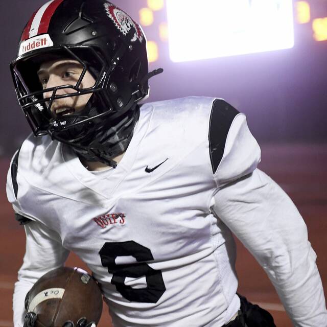 9067100_web1_ptr-QuipsOilCity03-112225