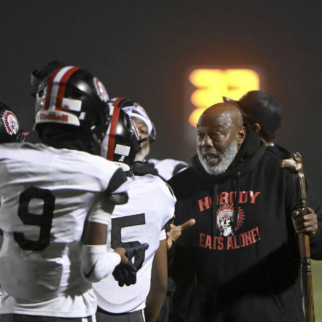 9067100_web1_ptr-QuipsOilCity11-112225