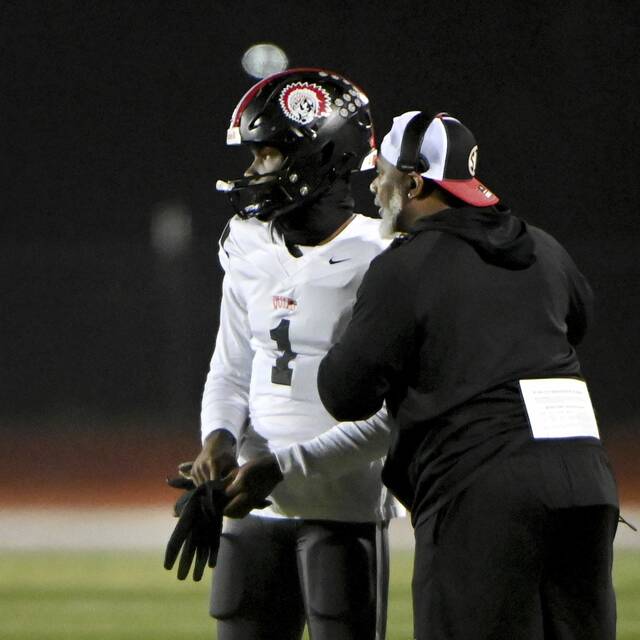 9067100_web1_ptr-QuipsOilCity16-112225