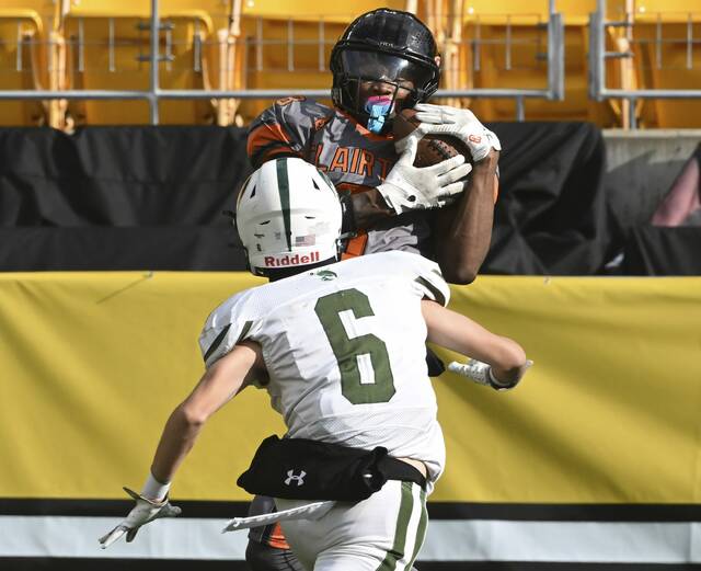 9070016_web1_ptr-ClairtonLaurel01-112325