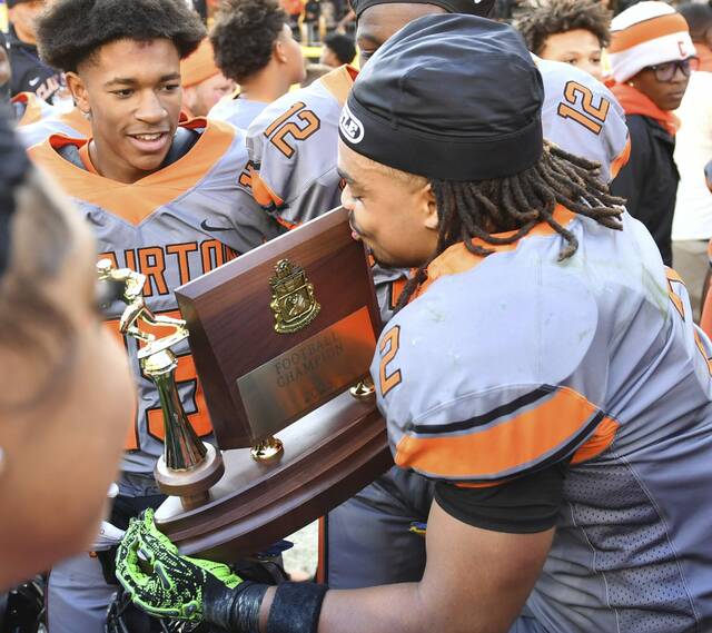 9070016_web1_ptr-ClairtonLaurel05-112325