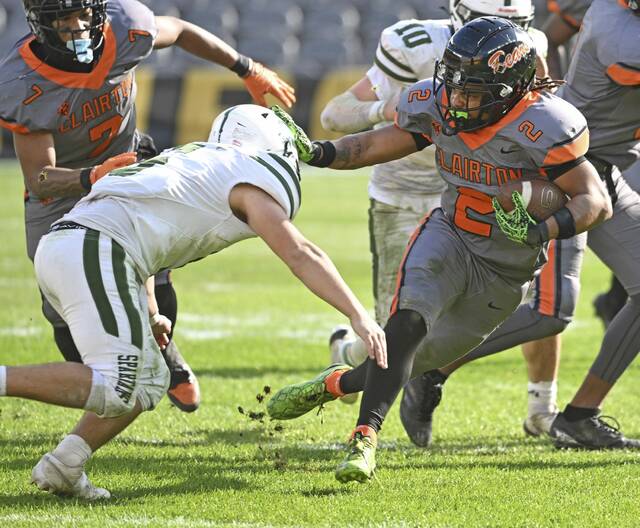 9070016_web1_ptr-ClairtonLaurel09-112325