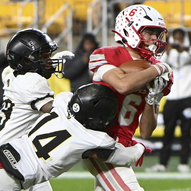 9070060_web1_ptr-WPIAL3Afinal11-112325