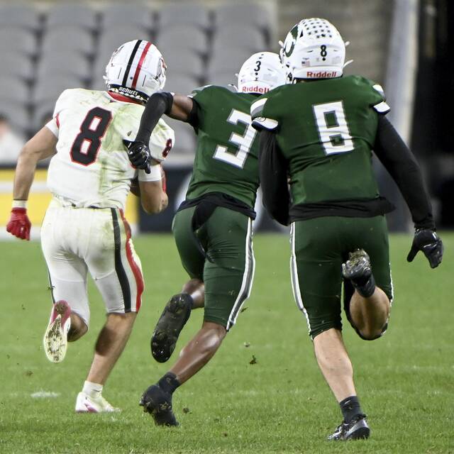 9070066_web1_ptr-WPIAL5Afinal16-112325