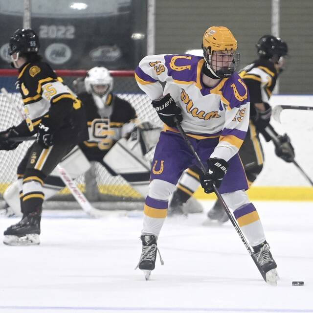 9074614_web1_ptr-PlumGShockey07-112525