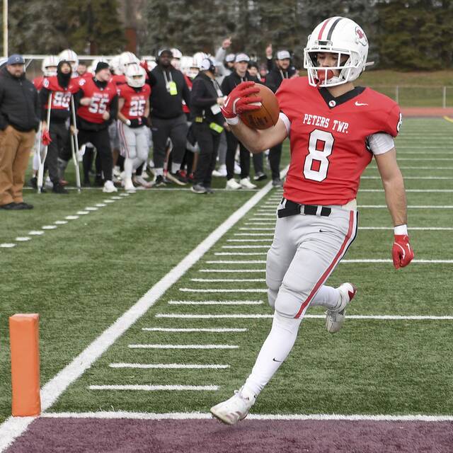 9085954_web1_ptr-PetersMcDevitt02-113025