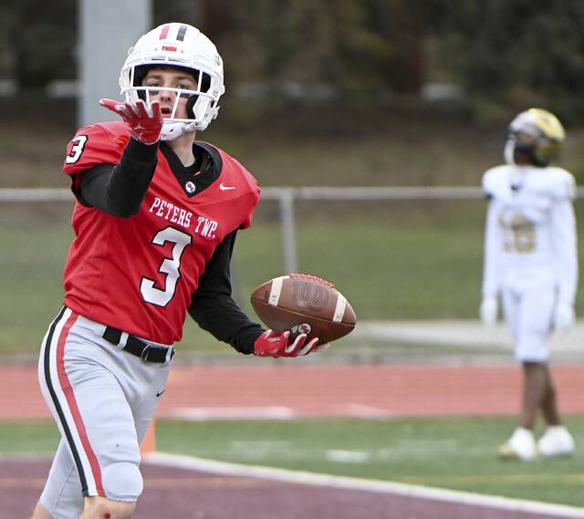 9085954_web1_ptr-PetersMcDevitt03-113025