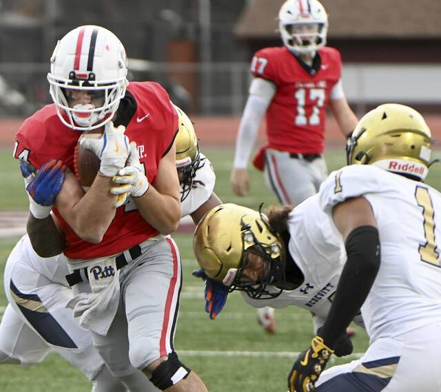 9085954_web1_ptr-PetersMcDevitt13-113025