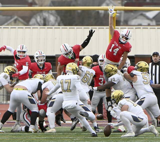 9085954_web1_ptr-PetersMcDevitt14-113025