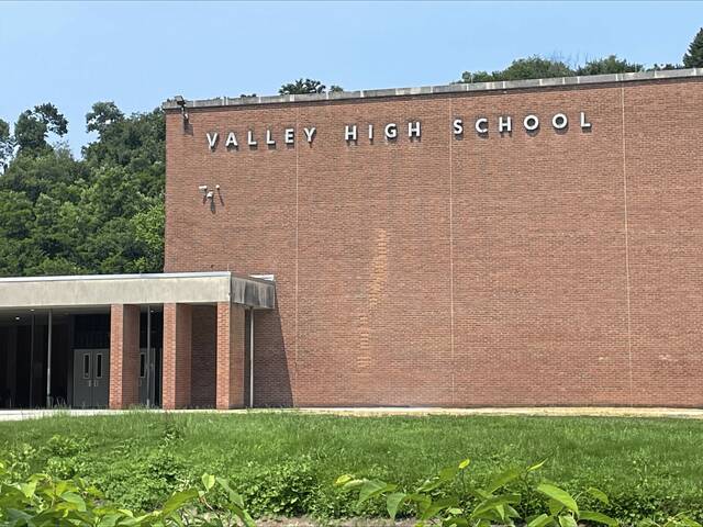 9090340_web1_GTR-Valley-High-School-New-Kensington-2025