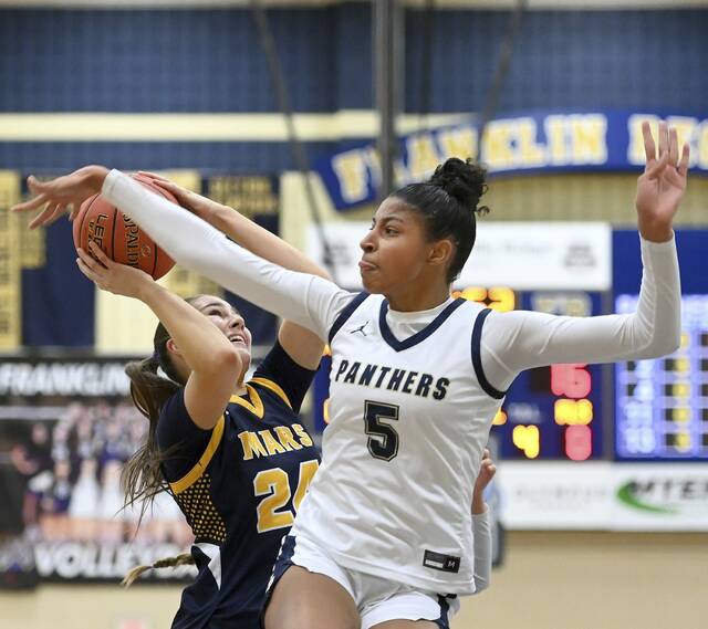 9090498_web1_ptr-MarsFRgbb04-120225