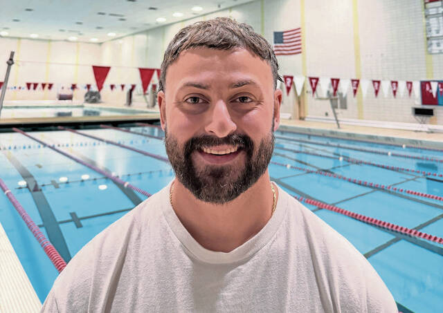 9096370_web1_sig-CVswimming-121125