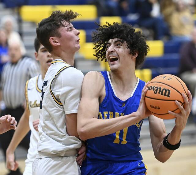 9098316_web1_ptr-DerryFreeport03-120425