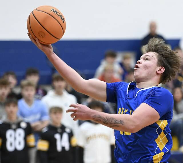 9098316_web1_ptr-DerryFreeport16-120425