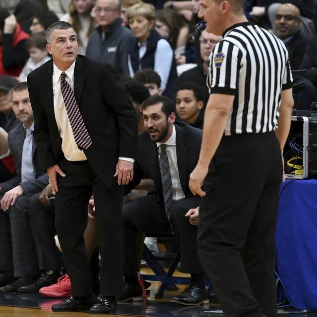 Upper St. Clair coach Danny Holzer (Christopher Horner | TribLive)