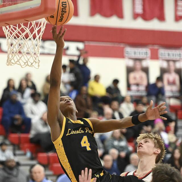 9117694_web1_ptr-LParkMoon05-121125