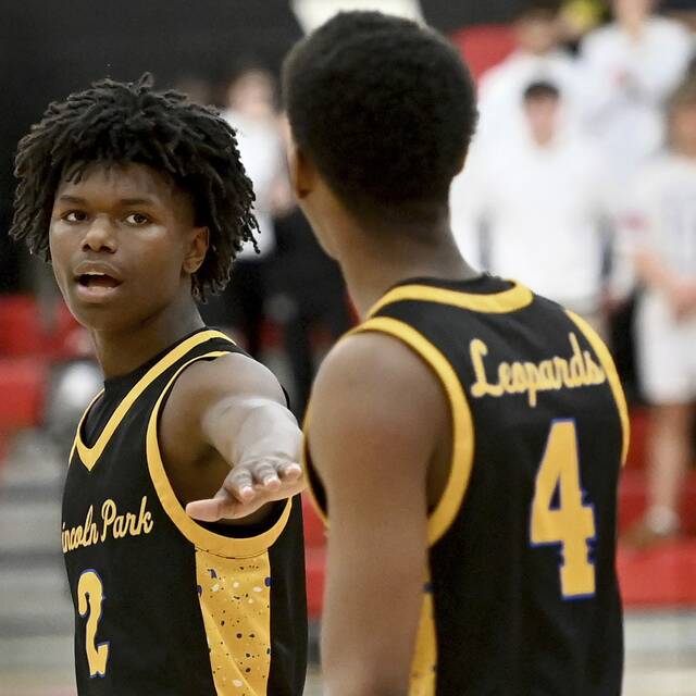 9117694_web1_ptr-LParkMoon10-121125