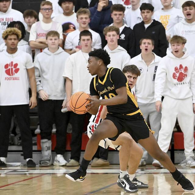 9117694_web1_ptr-LParkMoon21-121125