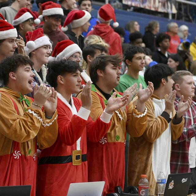 9142561_web1_ptr-CVMoon11-122025