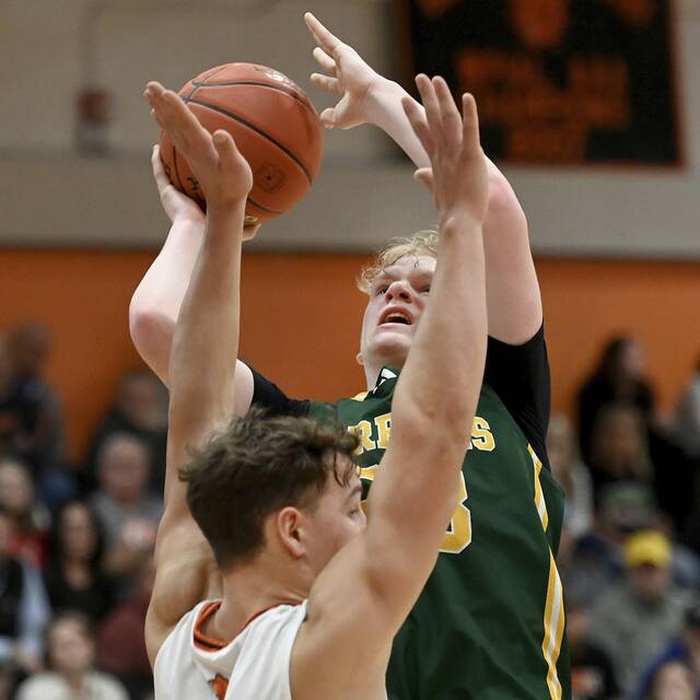 9151727_web1_gtr-PTLatrobe16-122425