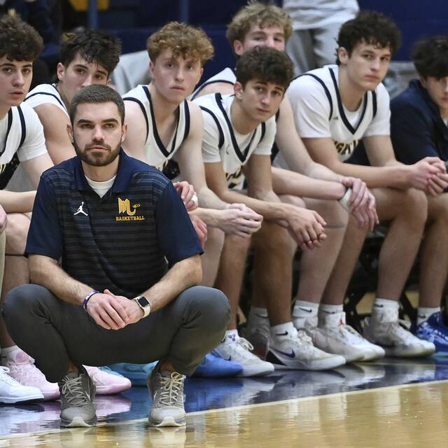 9176432_web1_ptr-MoonMarsBbb13-010626