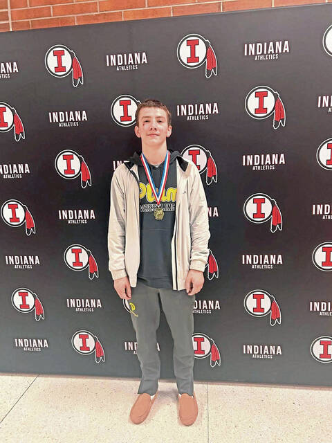 9179189_web1_pal-Plumboyswrestling1-011526