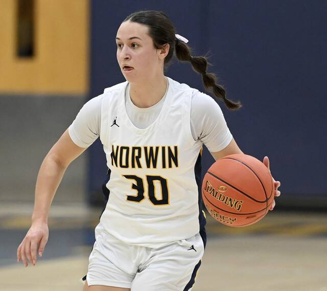 Norwins Ava Christopher brings the ball upcourt against Penn-Trafford on Dec. 2, 2025. (Christopher Horner | TribLive)